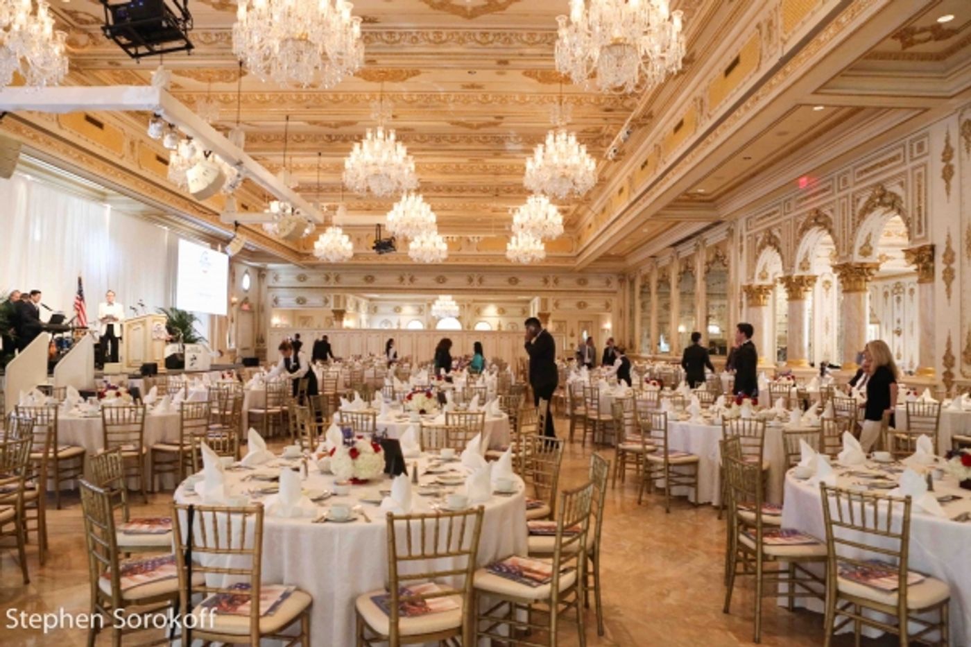 Photo Coverage: Naomi Judd, Will & Anthony Nunziata Honor K-9 Battle Buddies at American Humane Association Photo Coverage: Naomi Judd, Will & Anthony Nunziata Honor K-9 Battle Buddies at American Humane Association Image