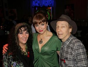 Barbara Siegel, Maxine Linehan and Scott Siegel @ BroadwayWorld Barbara Siegel, Maxine Linehan and Scott Siegel Photo