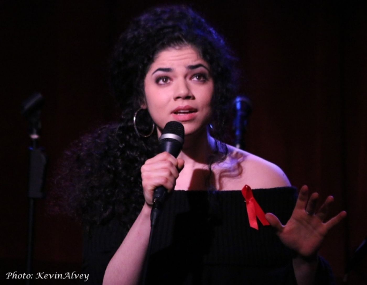 Photo Flash: Maxine Linehan and Friends Bring U2 to Birdland  Image