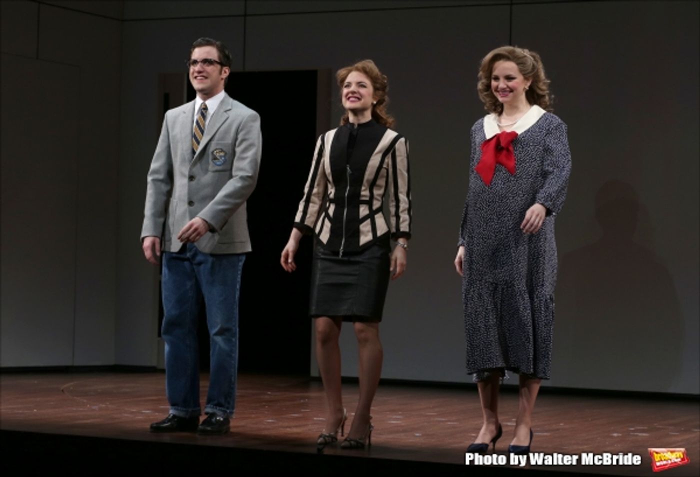 Photo Coverage: Elisabeth Moss & Cast of THE HEIDI CHRONICLES Take Opening Night Bows!  Image