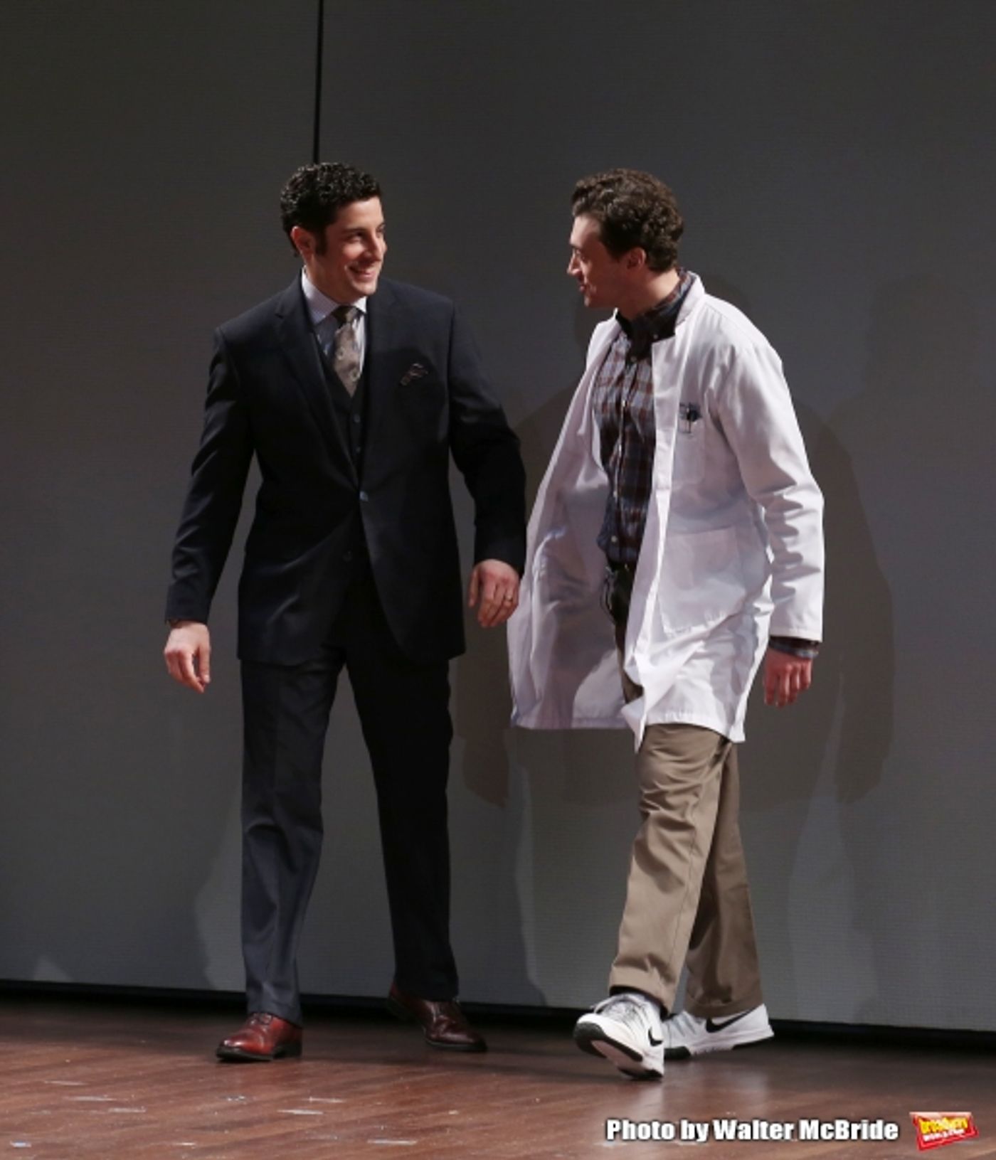 Photo Coverage: Elisabeth Moss & Cast of THE HEIDI CHRONICLES Take Opening Night Bows!  Image