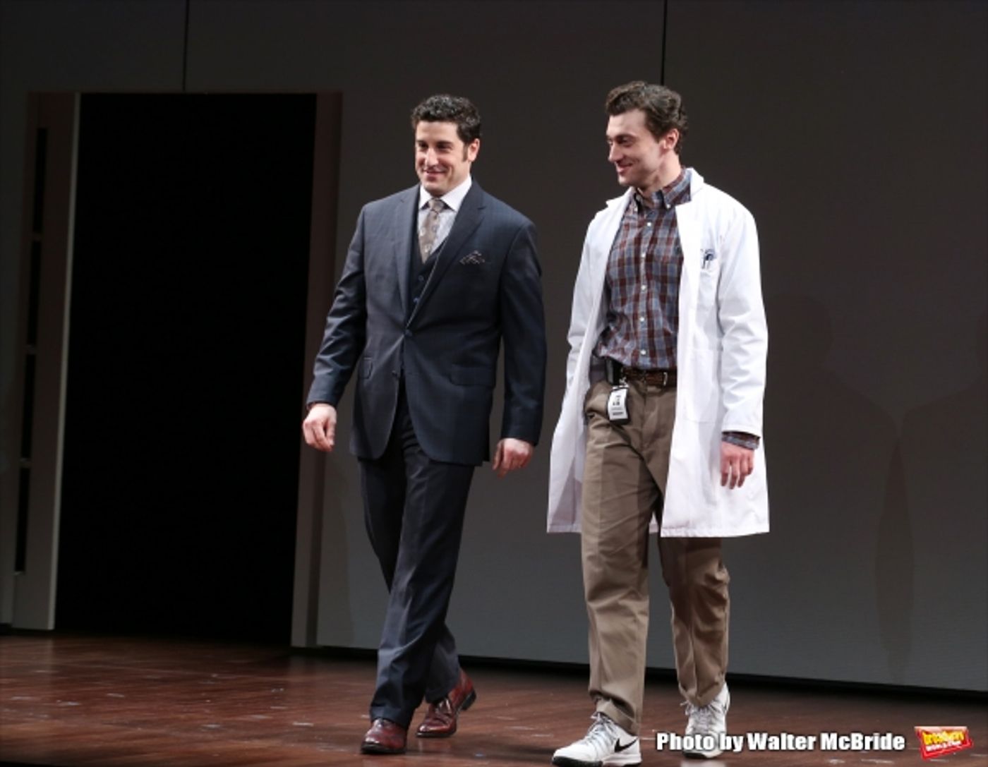 Photo Coverage: Elisabeth Moss & Cast of THE HEIDI CHRONICLES Take Opening Night Bows!  Image