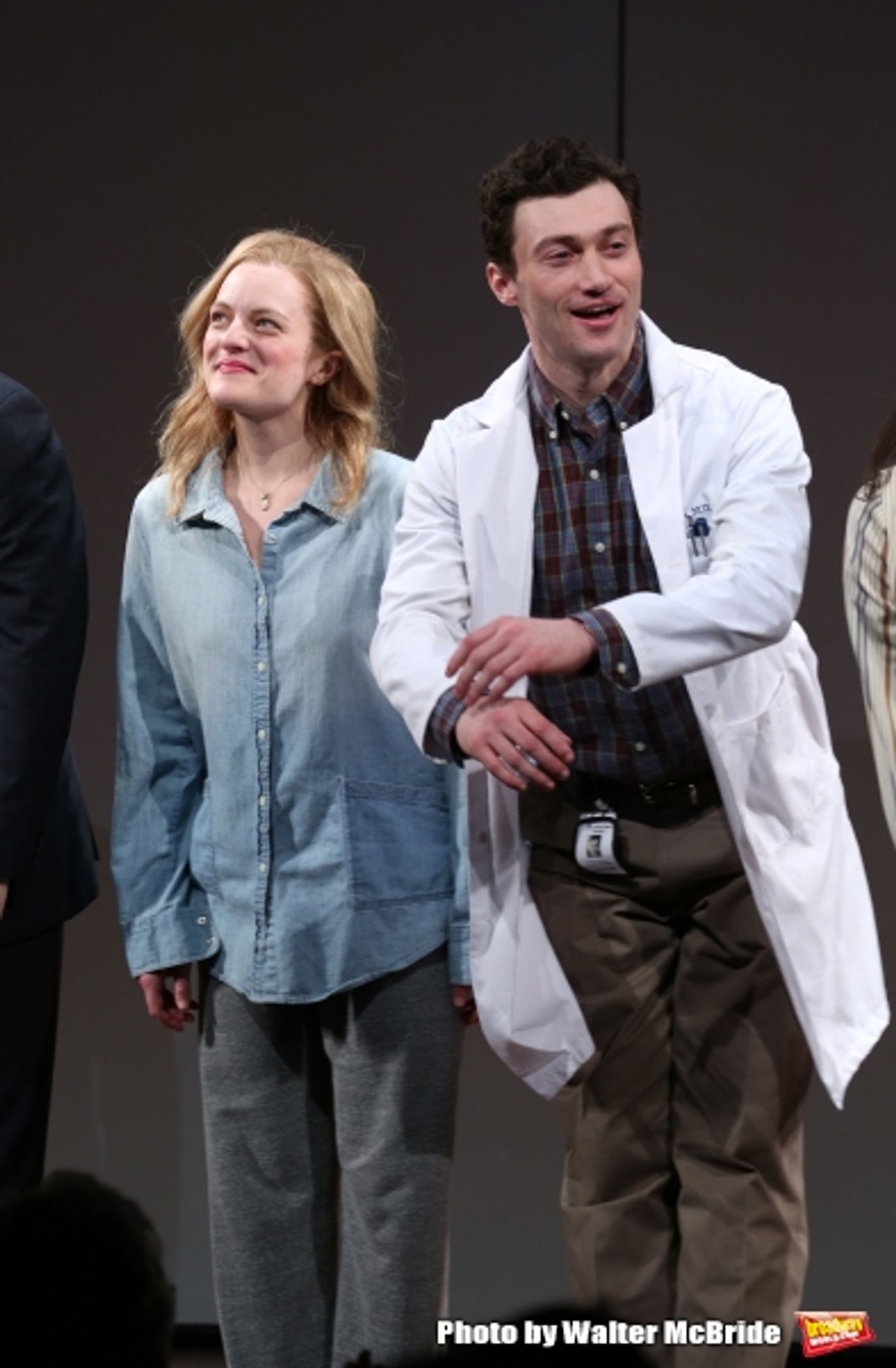 Photo Coverage: Elisabeth Moss & Cast of THE HEIDI CHRONICLES Take Opening Night Bows!  Image