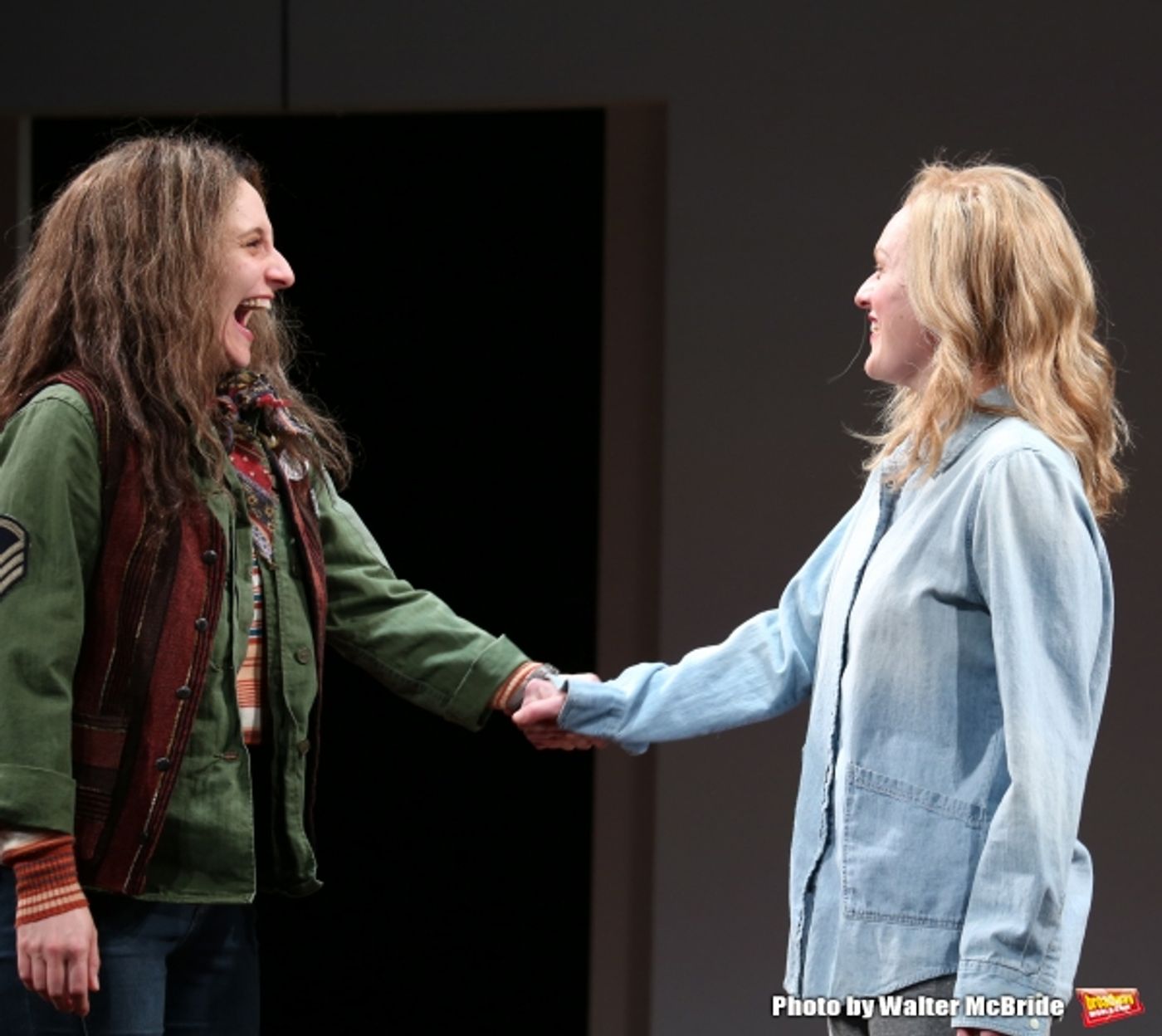 Photo Coverage: Elisabeth Moss & Cast of THE HEIDI CHRONICLES Take Opening Night Bows!  Image