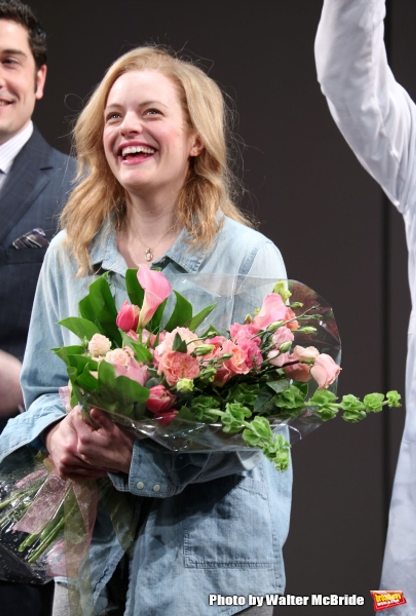 Photo Coverage: Elisabeth Moss & Cast of THE HEIDI CHRONICLES Take Opening Night Bows!  Image