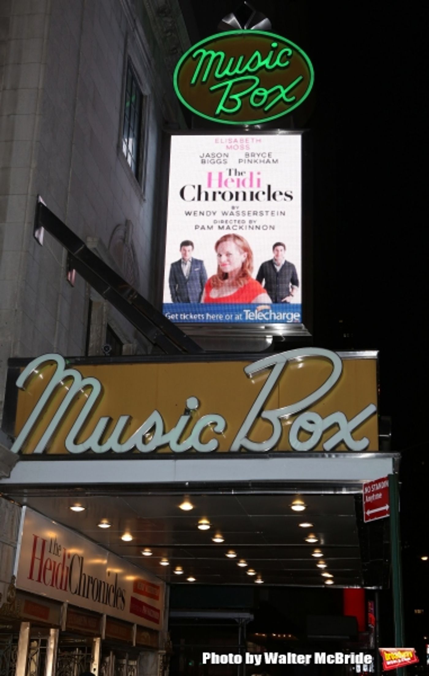 Photo Coverage: Elisabeth Moss & Cast of THE HEIDI CHRONICLES Take Opening Night Bows!  Image