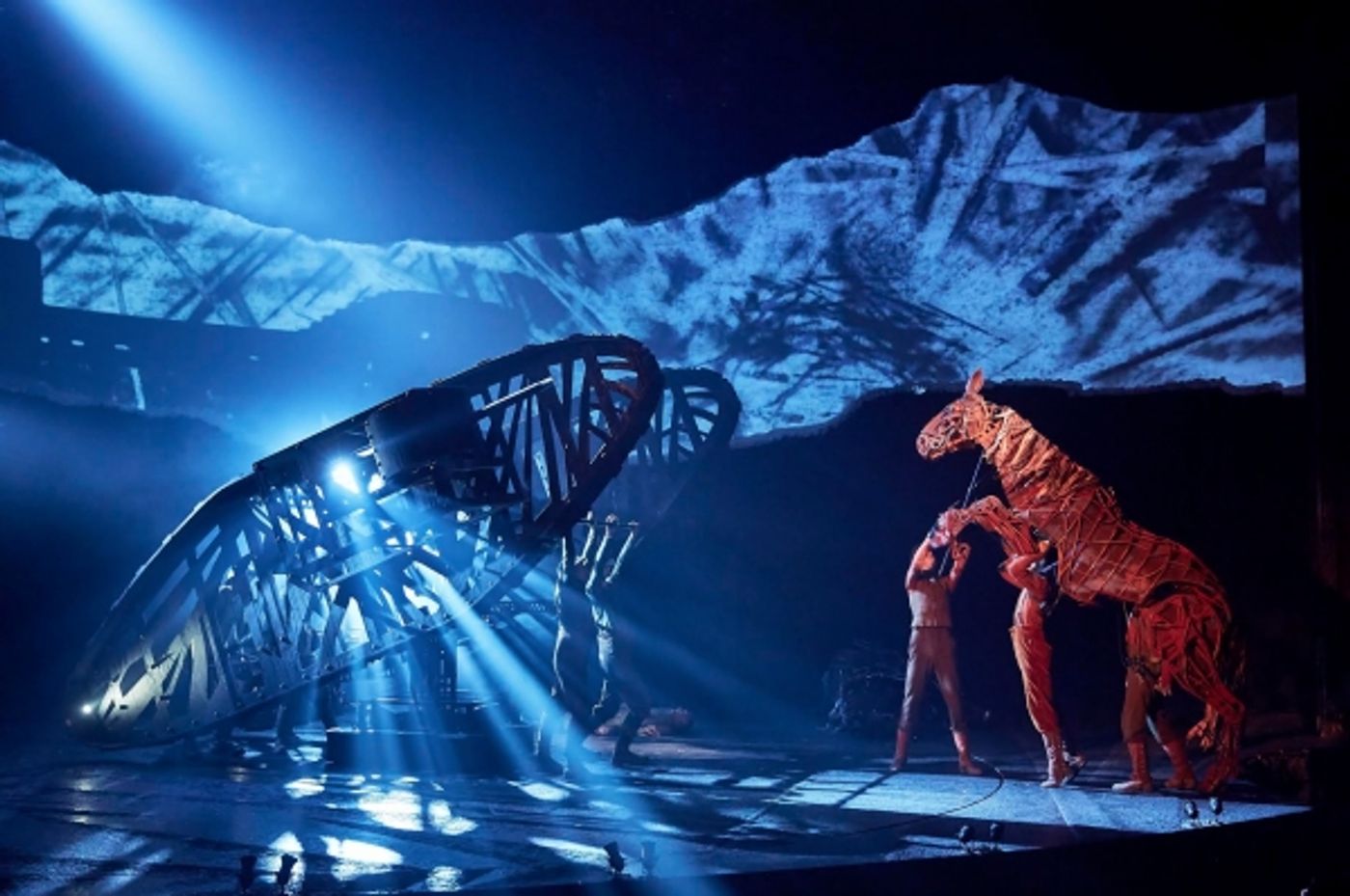 Photo Flash: First Look at New Cast of West End's WAR HORSE  Image