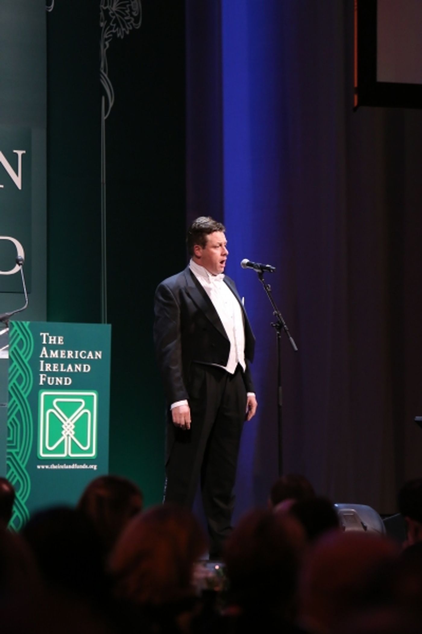 Photo Flash: Tenor Anthony Kearns Plays The American Ireland Fund 23rd Gala  Image