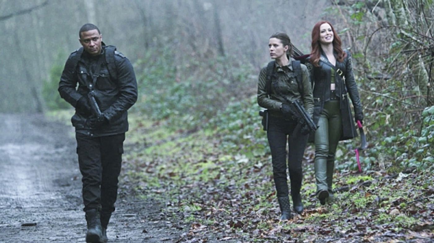 Photo Flash: First Look- Latest ARROW Episode, 'Suicidal Tendencies' Photo Flash: First Look- Latest ARROW Episode, 'Suicidal Tendencies' Image