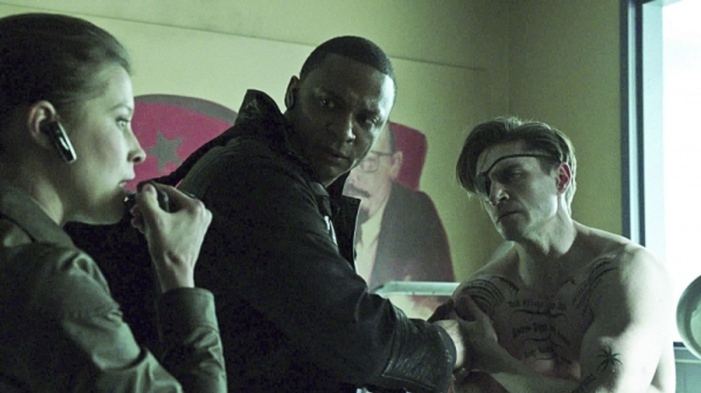 Photo Flash: First Look- Latest ARROW Episode, 'Suicidal Tendencies' Photo Flash: First Look- Latest ARROW Episode, 'Suicidal Tendencies' Image