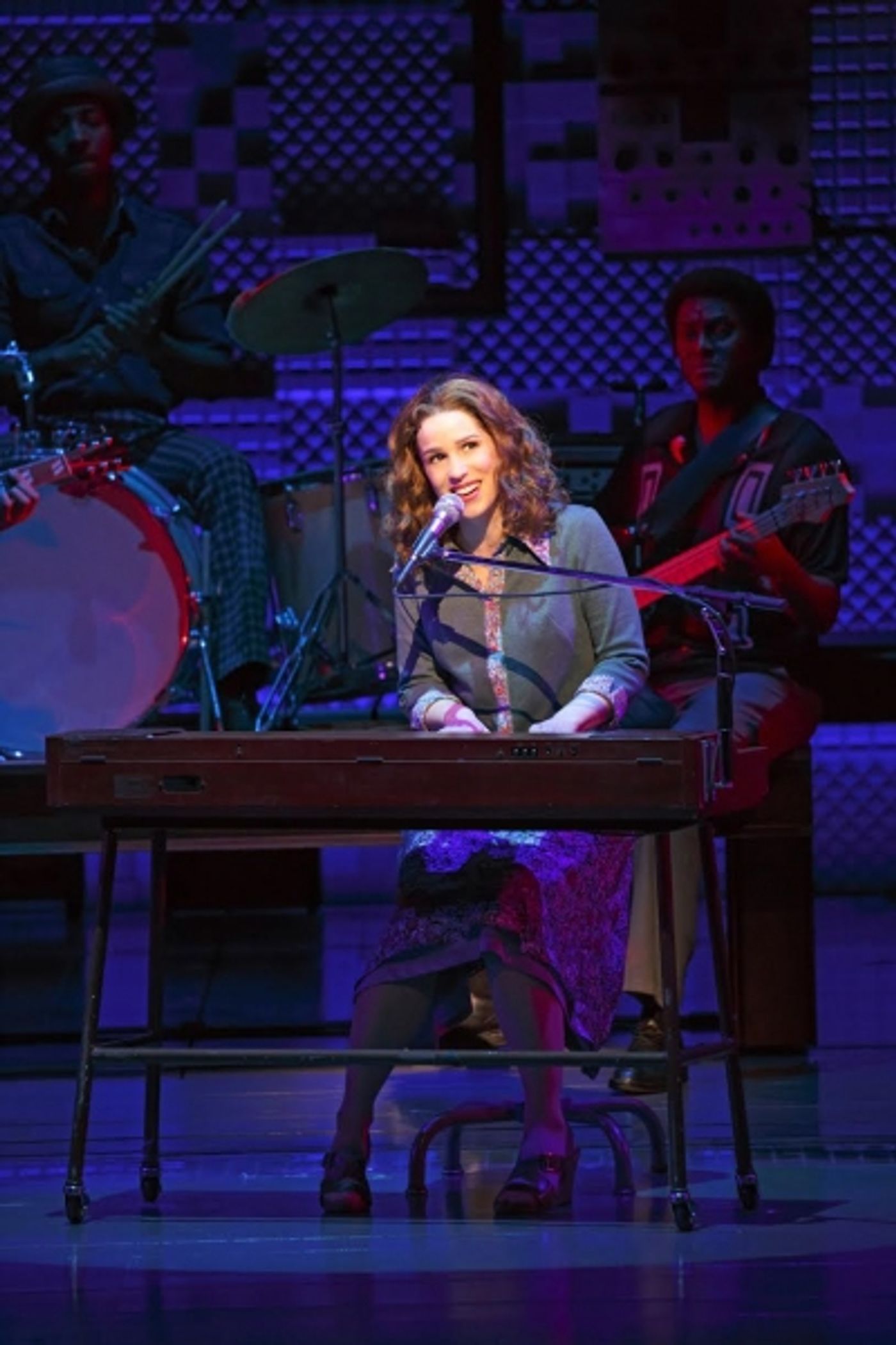 Photo Flash: New Look at Chilina Kennedy & Jessica Keenan Wynn in Broadway's BEAUTIFUL!  Image