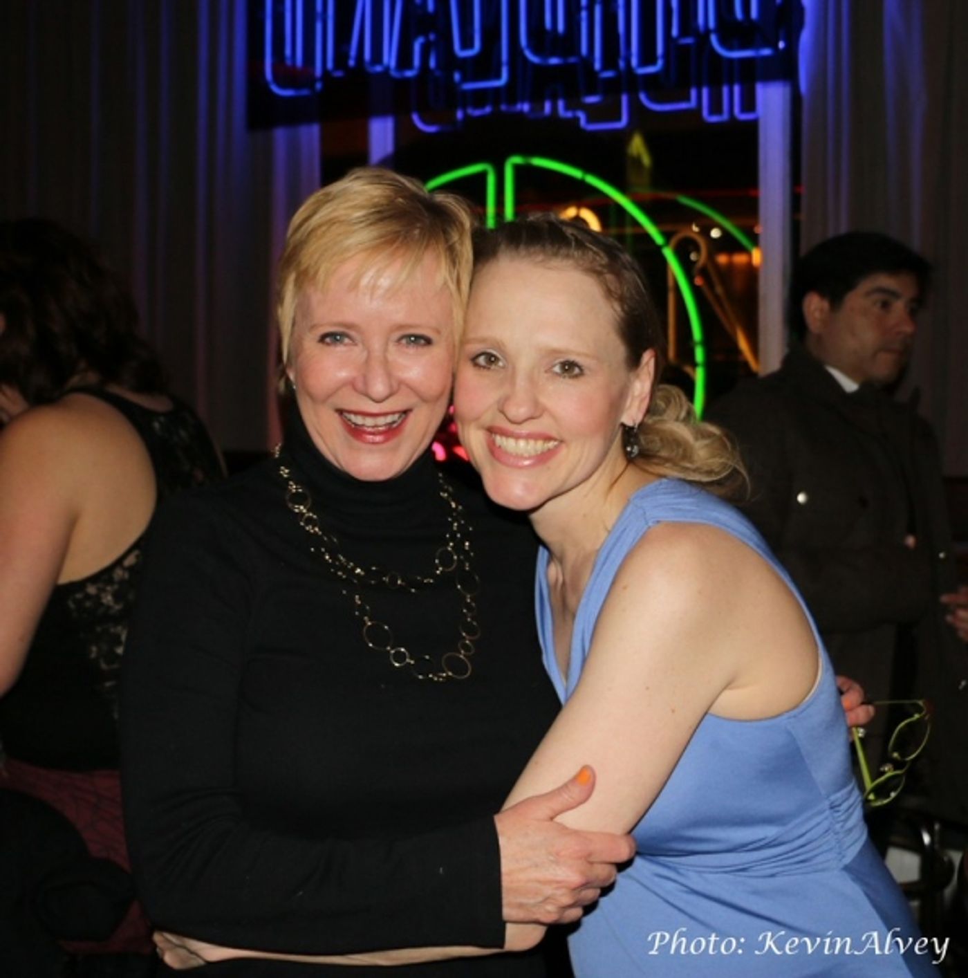 Photo Flash: BEAUTIFUL's Anika Larsen, Jessie Mueller and Jarrod Spector Celebrate SING YOU TO SLEEP at Birdland Photo Flash: BEAUTIFUL's Anika Larsen, Jessie Mueller and Jarrod Spector Celebrate SING YOU TO SLEEP at Birdland Image