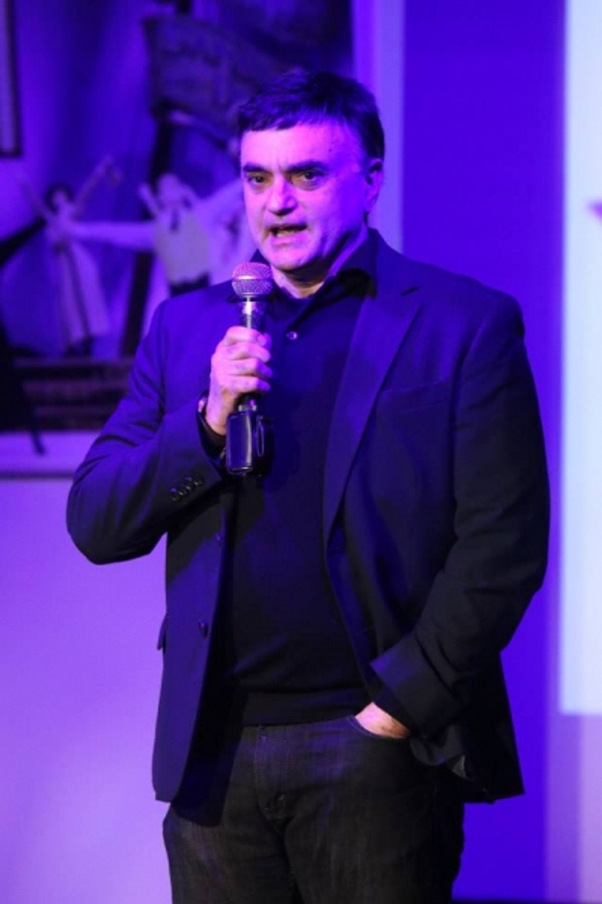 Host Lawrence Leritz at 