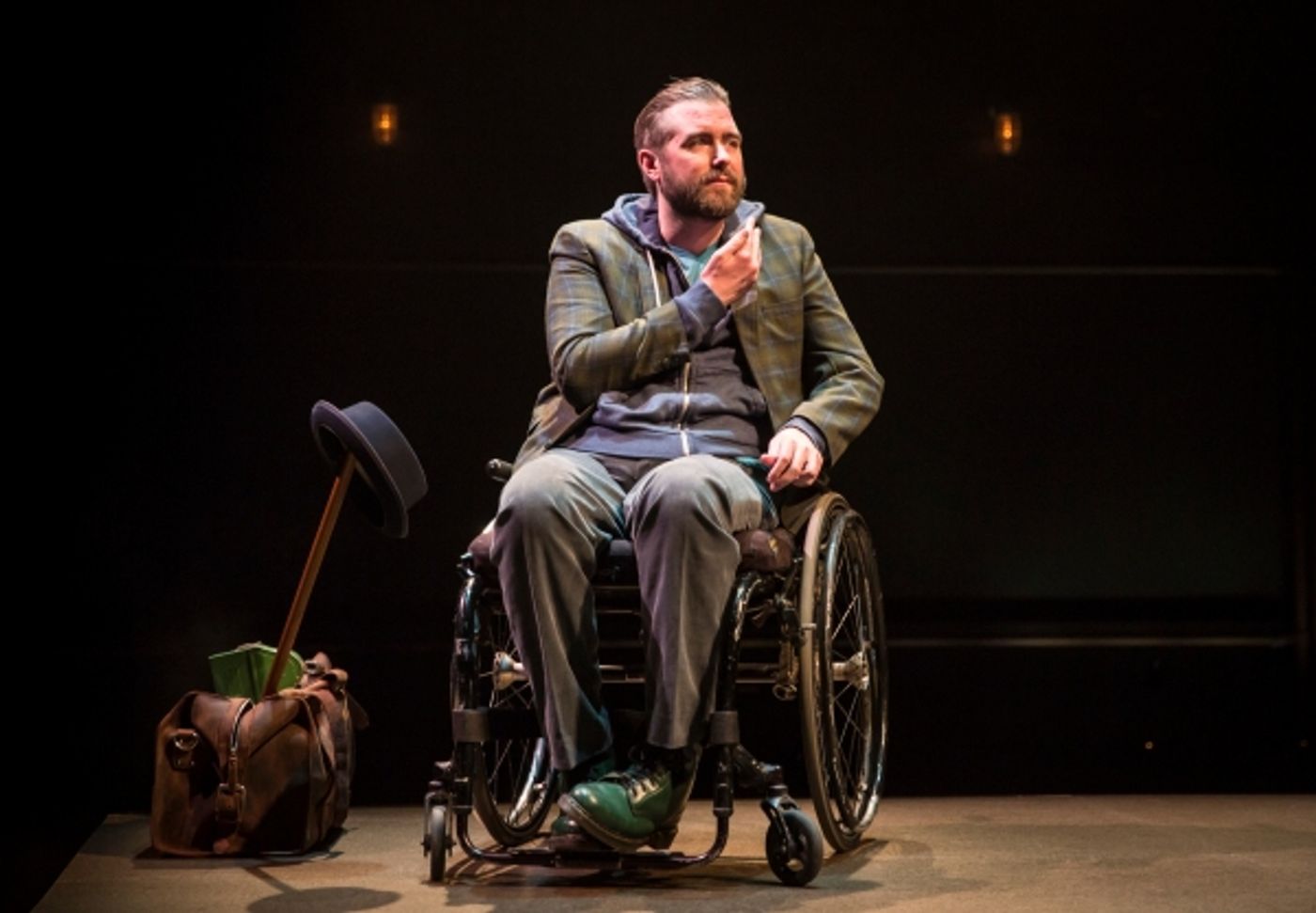 Photo Flash: First Look at Michael Patrick Thornton in TITLE AND DEED at Lookingglass Theatre  Image