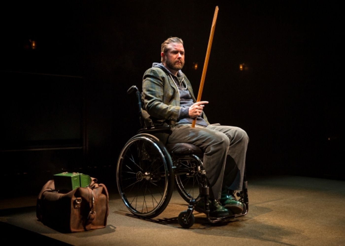 Photo Flash: First Look at Michael Patrick Thornton in TITLE AND DEED at Lookingglass Theatre  Image