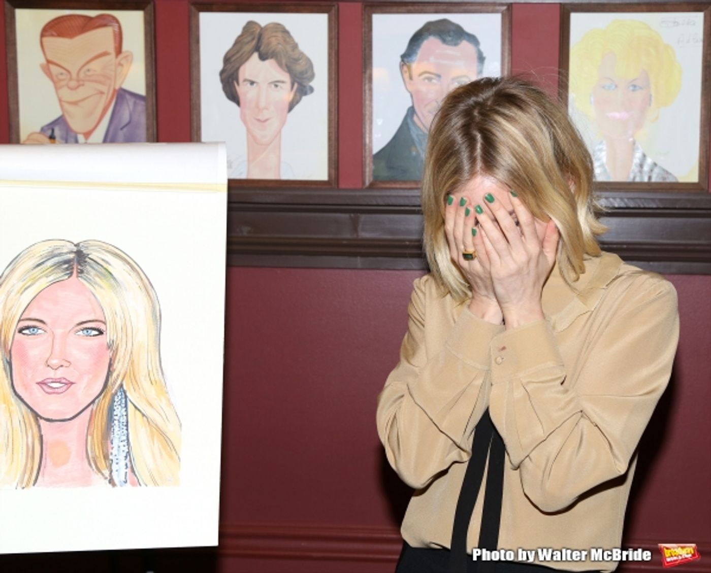 Photo Coverage: CABARET's Sienna Miller Gets Immortalized with a Sardi's Caricature!  Image