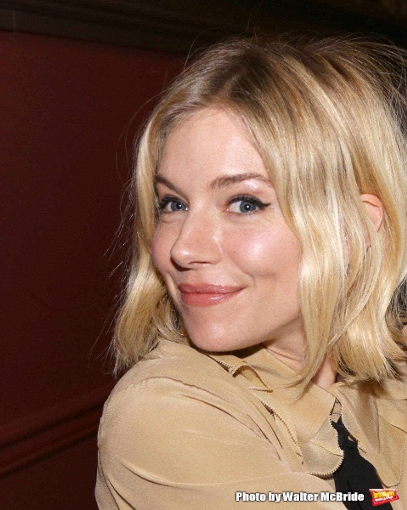 Photo Coverage: CABARET's Sienna Miller Gets Immortalized with a Sardi's Caricature!  Image