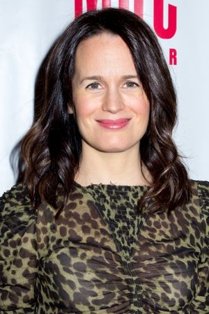 Elizabeth Reaser Photo