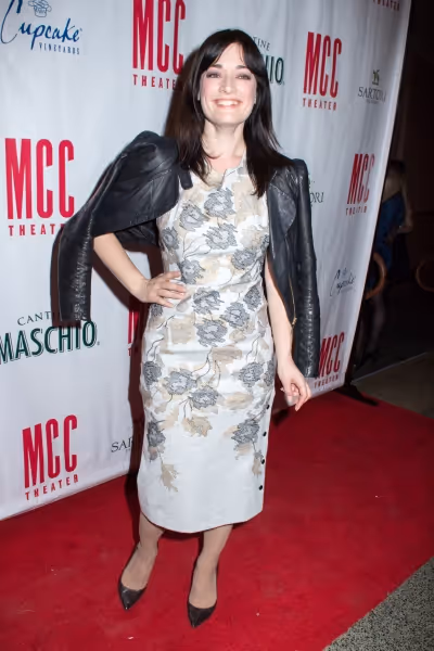 Laura Michelle Kelly Photo