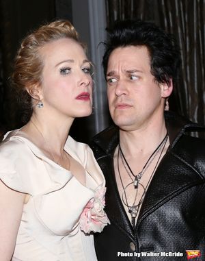 Katie Finneran and T.R. Knight  Photo