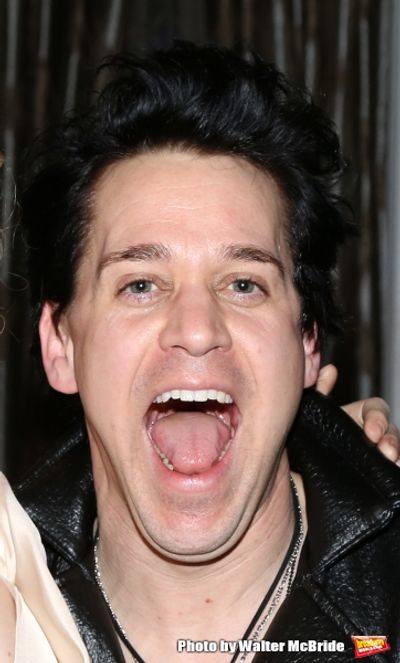 T.R. Knight Photo