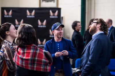 Stephen Wight (centre) Photo