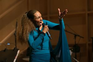 Vivian Reed @ BroadwayWorld Vivian Reed Photo