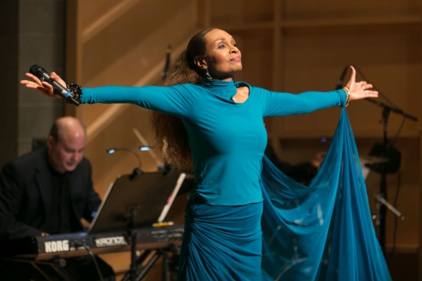Photo Flash: Norm Lewis, Danny Holgate, Vivian Reed and More at 2015 Amas Musical Theatre Gala  Image