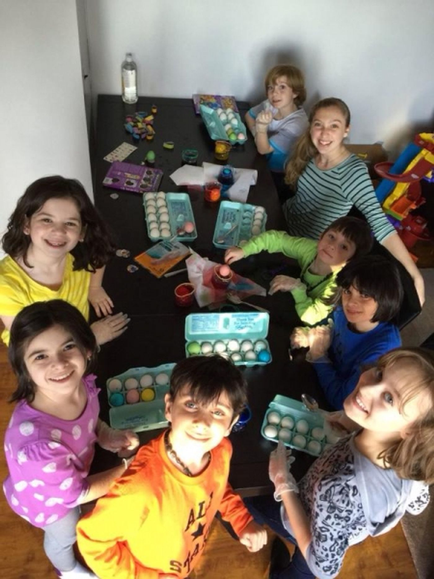 Photo Flash: Saturday Intermission Pics - 4/04 - HONEYMOON IN VEGAS Takes Final #SIP, PIPPIN Cast Hunts Easter Eggs, and More!  Image