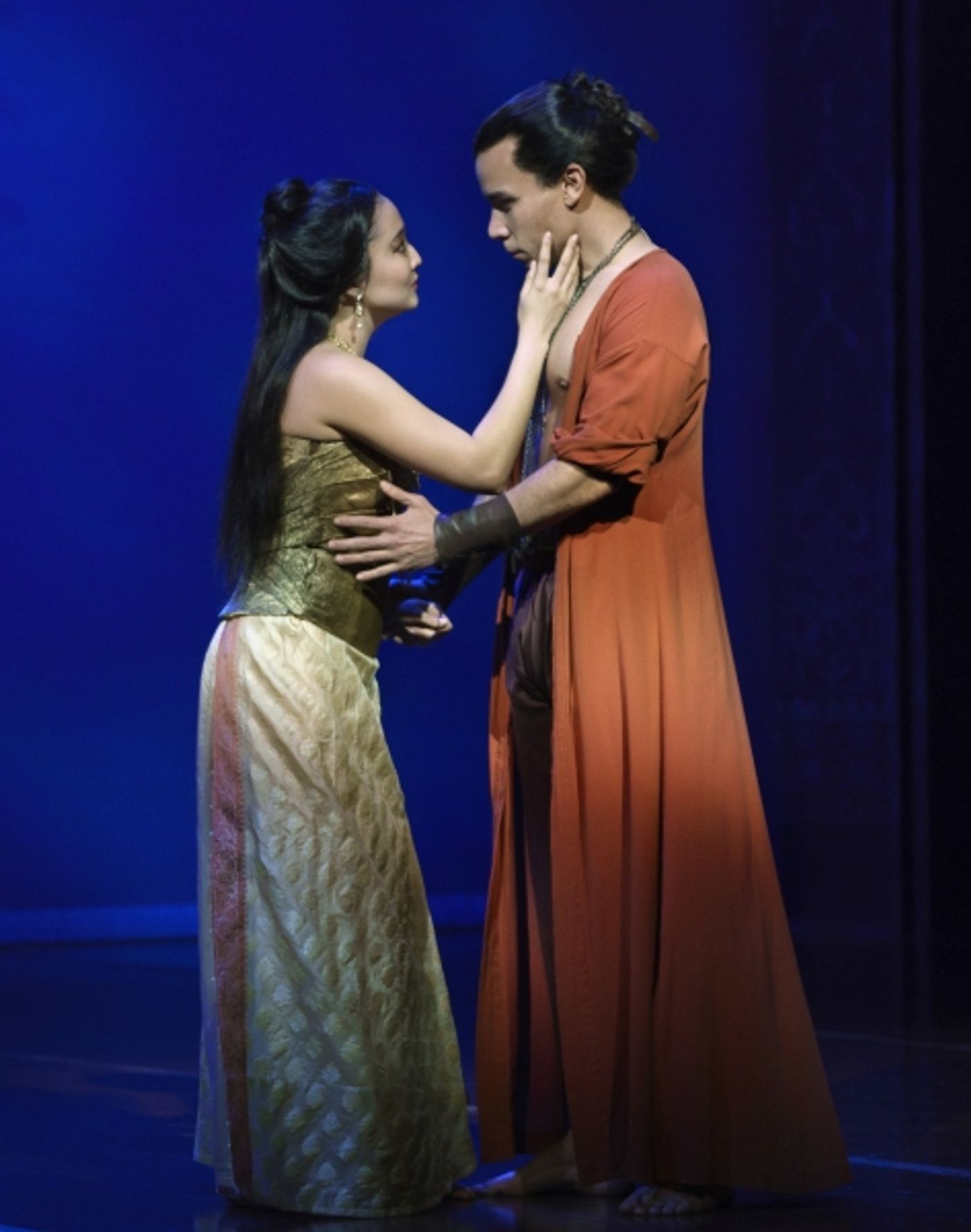 Photo Flash: A Stunning First Look at Kelli O'Hara, Ken Watanabe and More in THE KING AND I Image