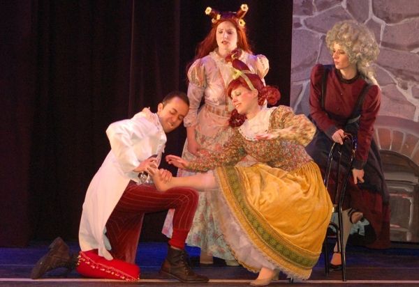 Photo Flash: First Look at CINDERELLA at the Engeman — photo 13 of 16