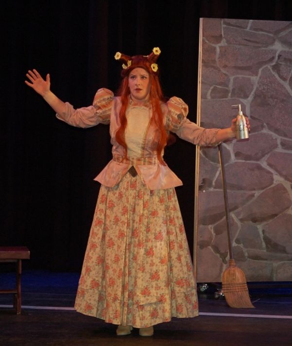 Alyson Clancy
 Photo