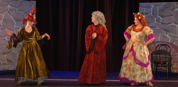 Kate Keating, Maryellen Molfetta, Alyson Clancy
 Photo