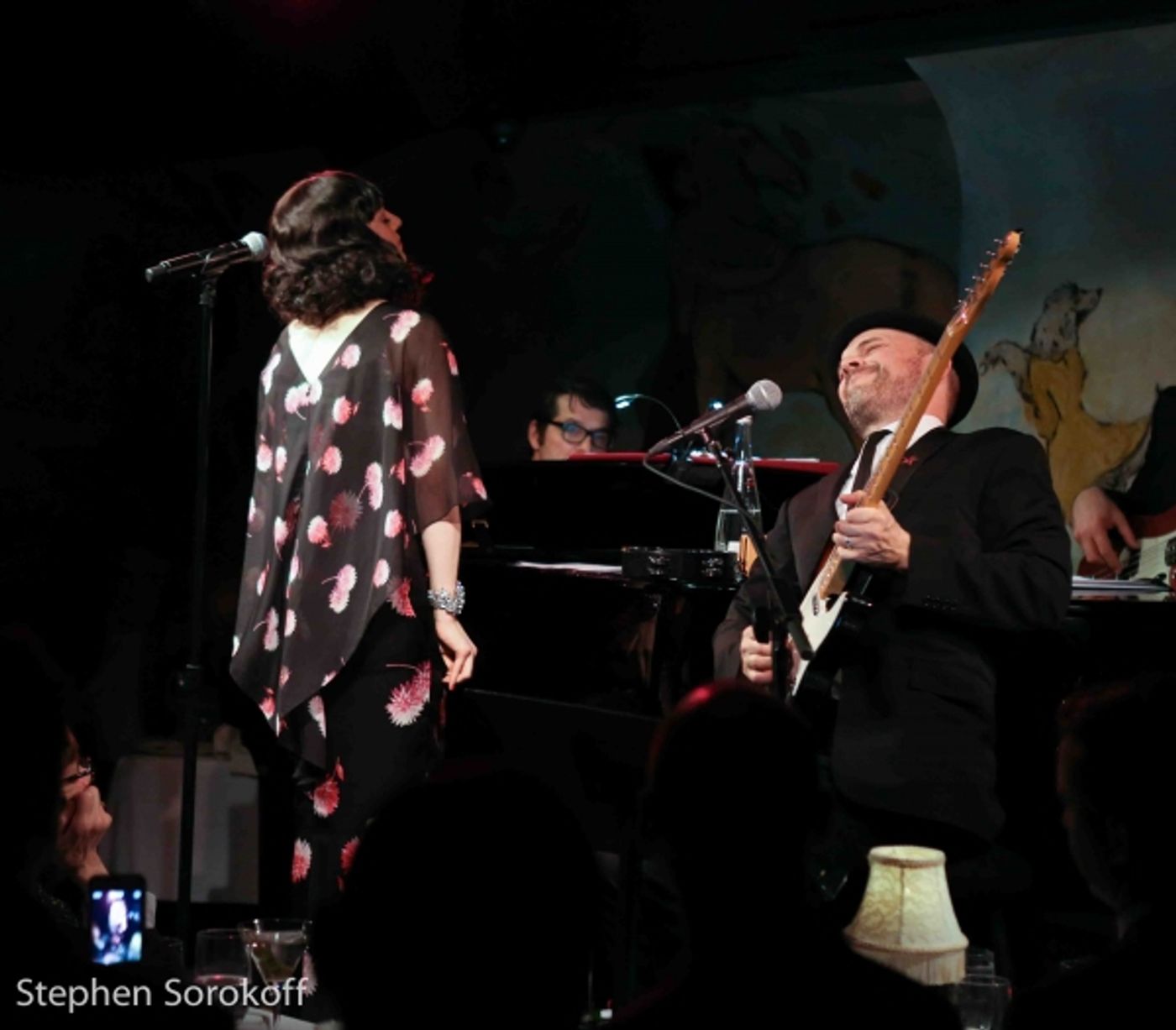 Photo Coverage: Tony Winner Lena Hall Makes Cafe Carlyle Debut!  Image