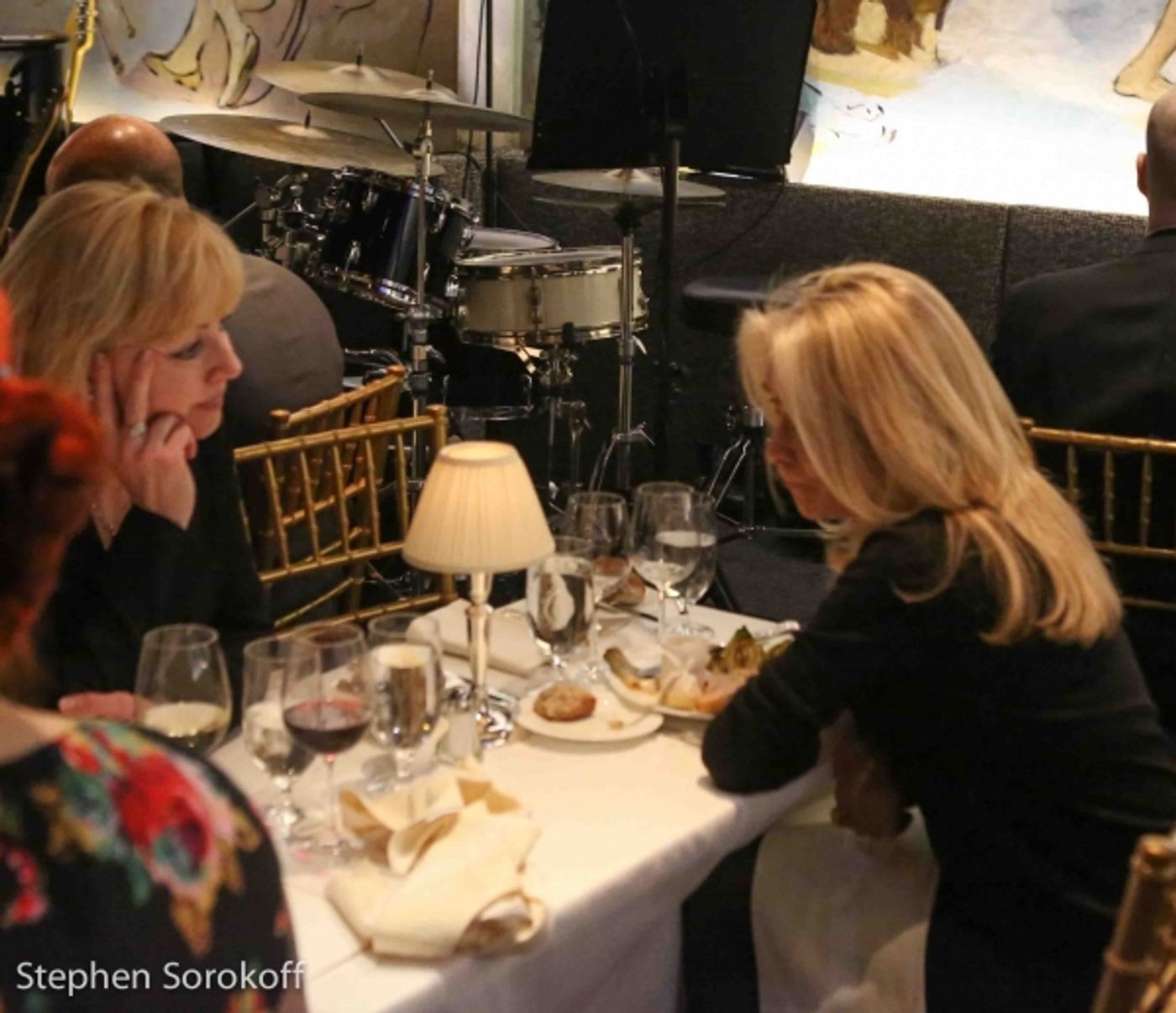 Photo Coverage: Tony Winner Lena Hall Makes Cafe Carlyle Debut!  Image