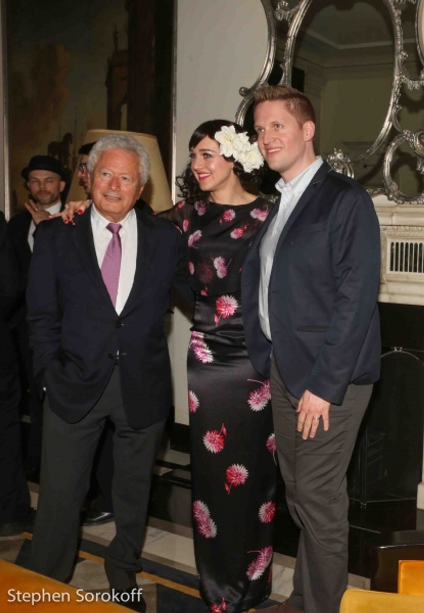 Photo Coverage: Tony Winner Lena Hall Makes Cafe Carlyle Debut!  Image