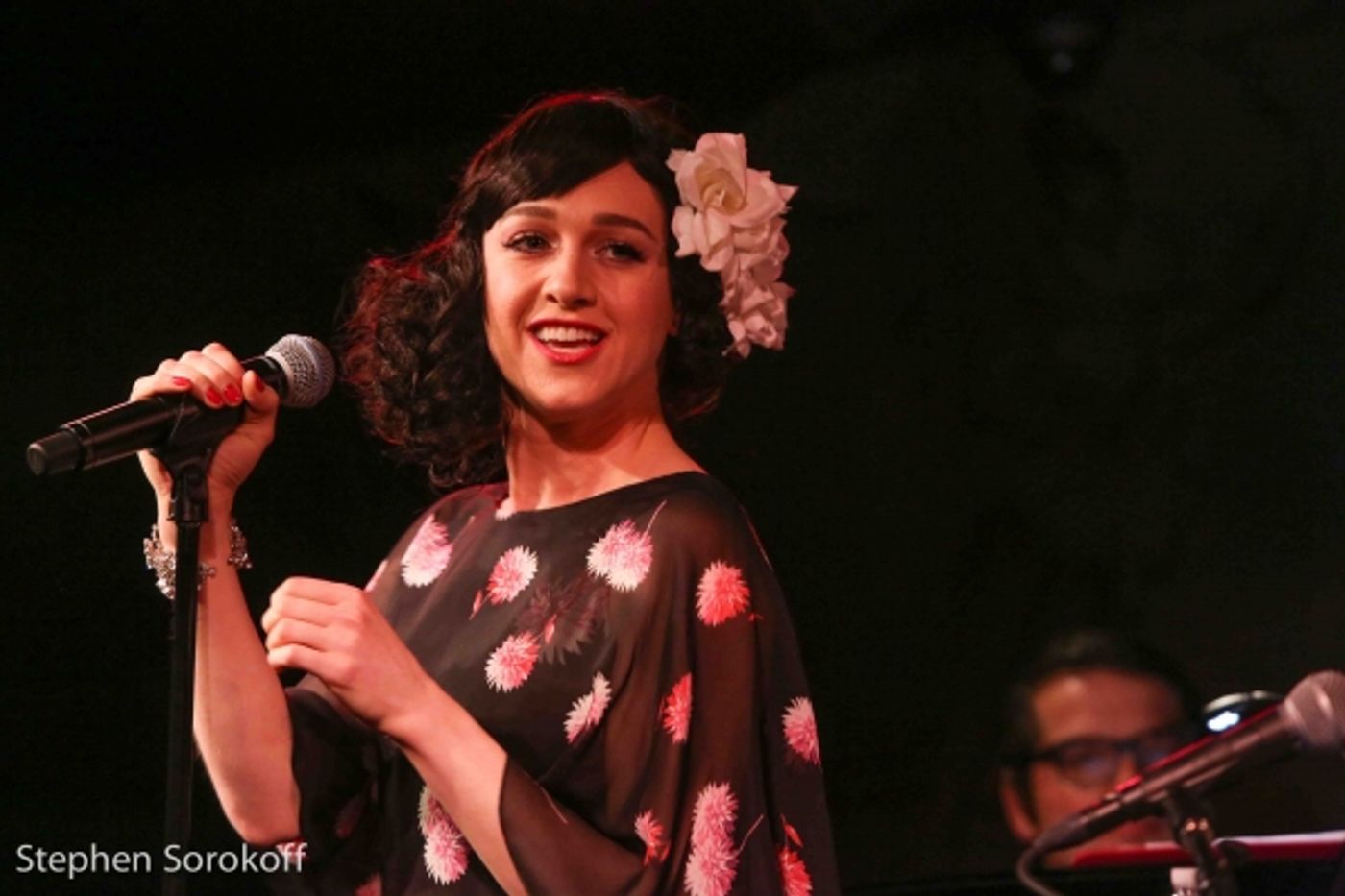 Photo Coverage: Tony Winner Lena Hall Makes Cafe Carlyle Debut!  Image