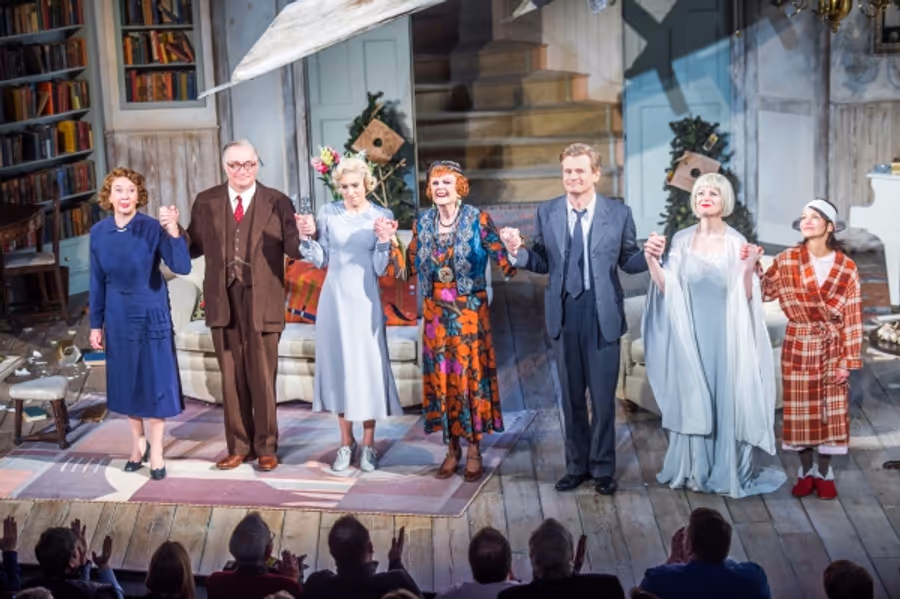 Photo Flash: Angela Lansbury and Company Celebrate BLITHE SPIRIT's Final Curtain Call in D.C. Image