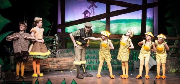 Bree Hollis, Tess Fouchi, Tyler Riggs, Meredith Charbonnet, Reese Macicek, Emery Baud Photo