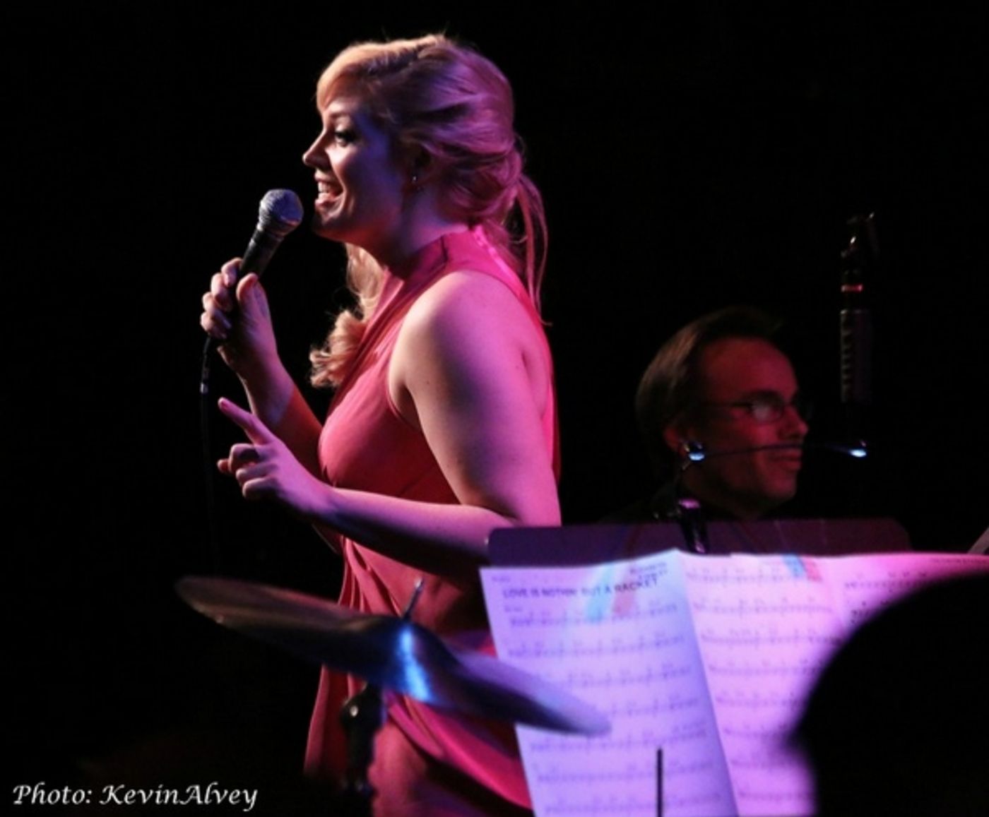 Photo Flash: Andrew Rannells & Amy Spanger Join ON THE TOWN's Elizabeth Stanley at Birdland  Image