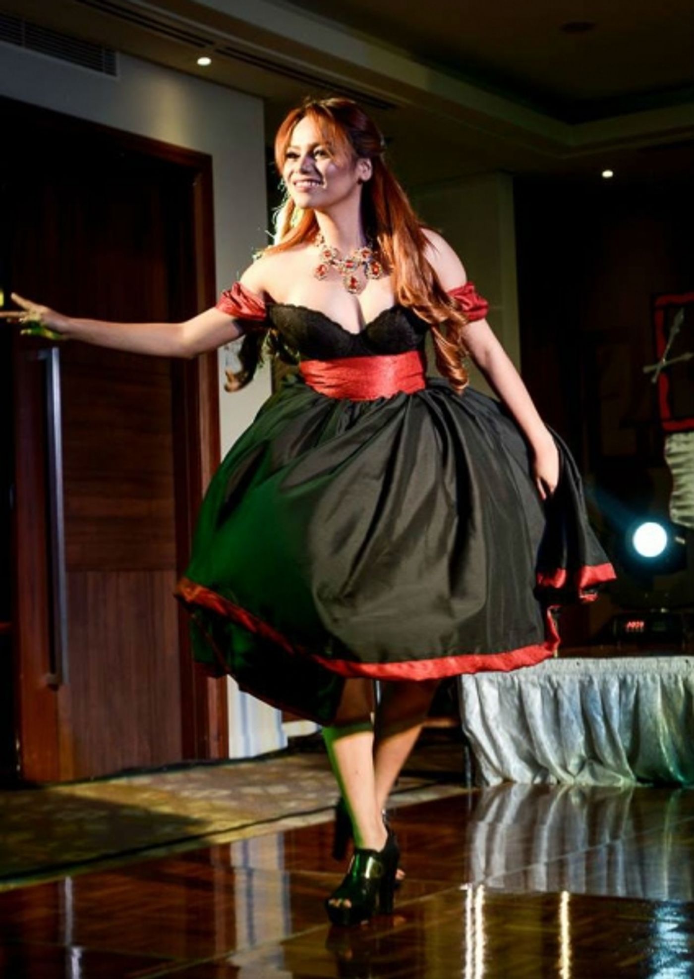 Photos: Philippine Stagers Foundation Accepts BroadwayWorld Awards  Image