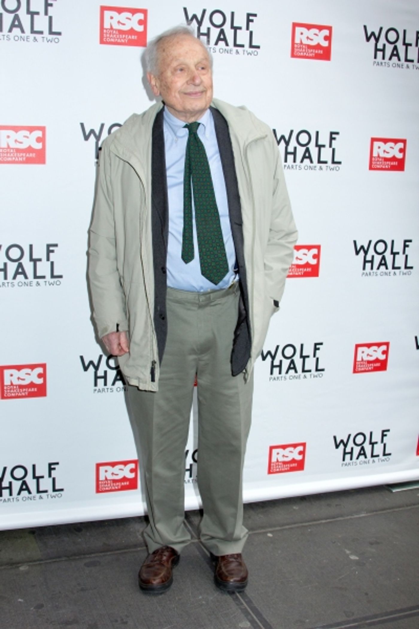 Photo Coverage: On the Opening Night Red Carpet for WOLF HALL on Broadway!  Image