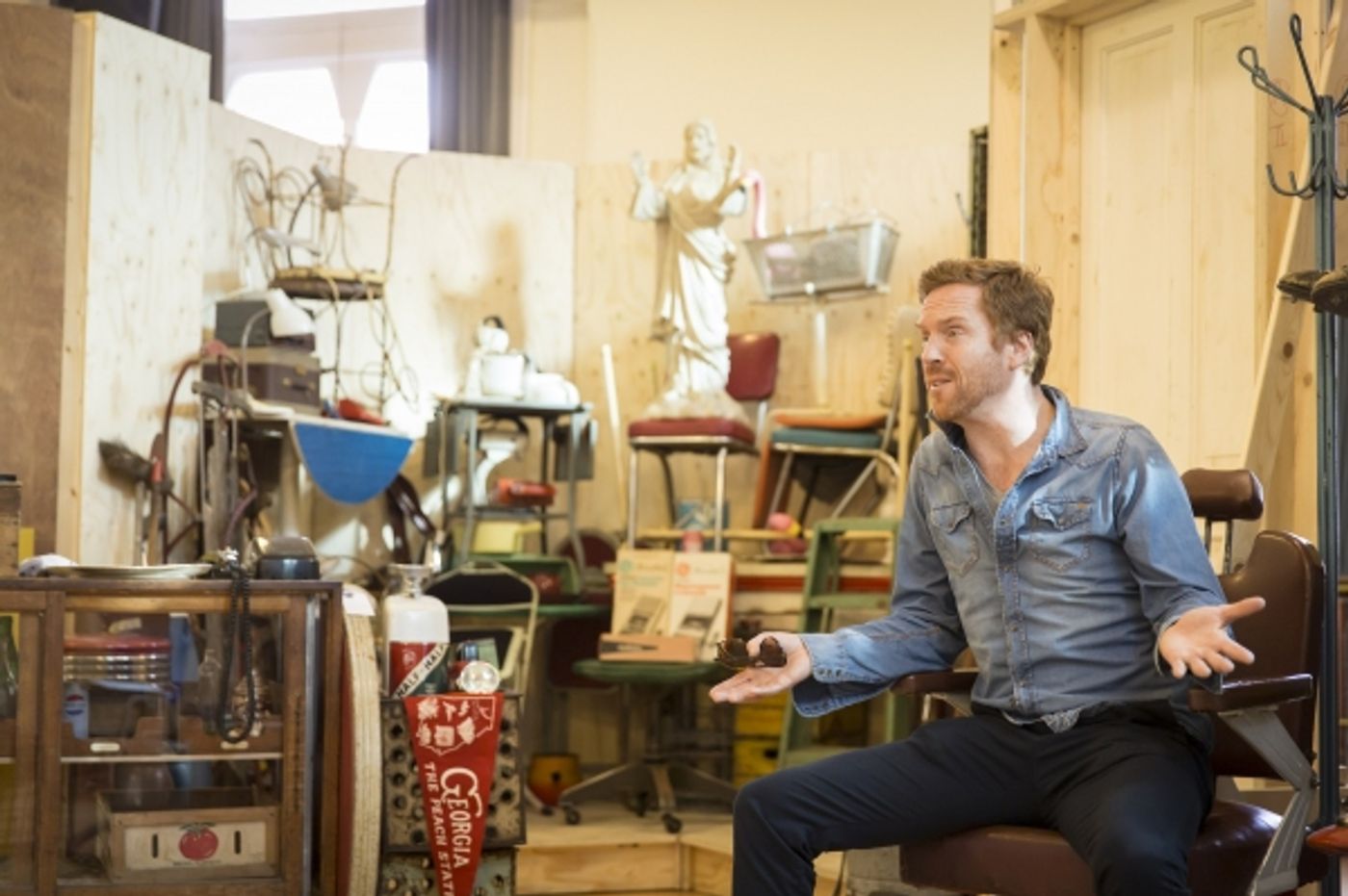 Photo Flash: Damian Lewis, John Goodman & Tom Sturridge in Rehearsal for West End's AMERICAN BUFFALO  Image