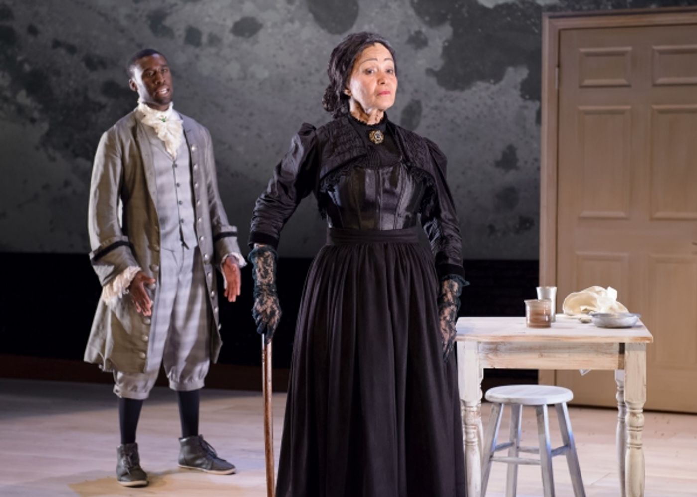 Photo Flash: First Look at AN ISSUE OF BLOOD at Victory Gardens  Image