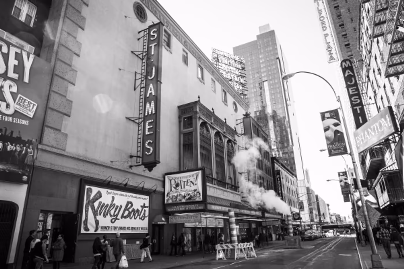 Photo Coverage: Spring is In the Air- Broadway Warms Up for New Season! Image