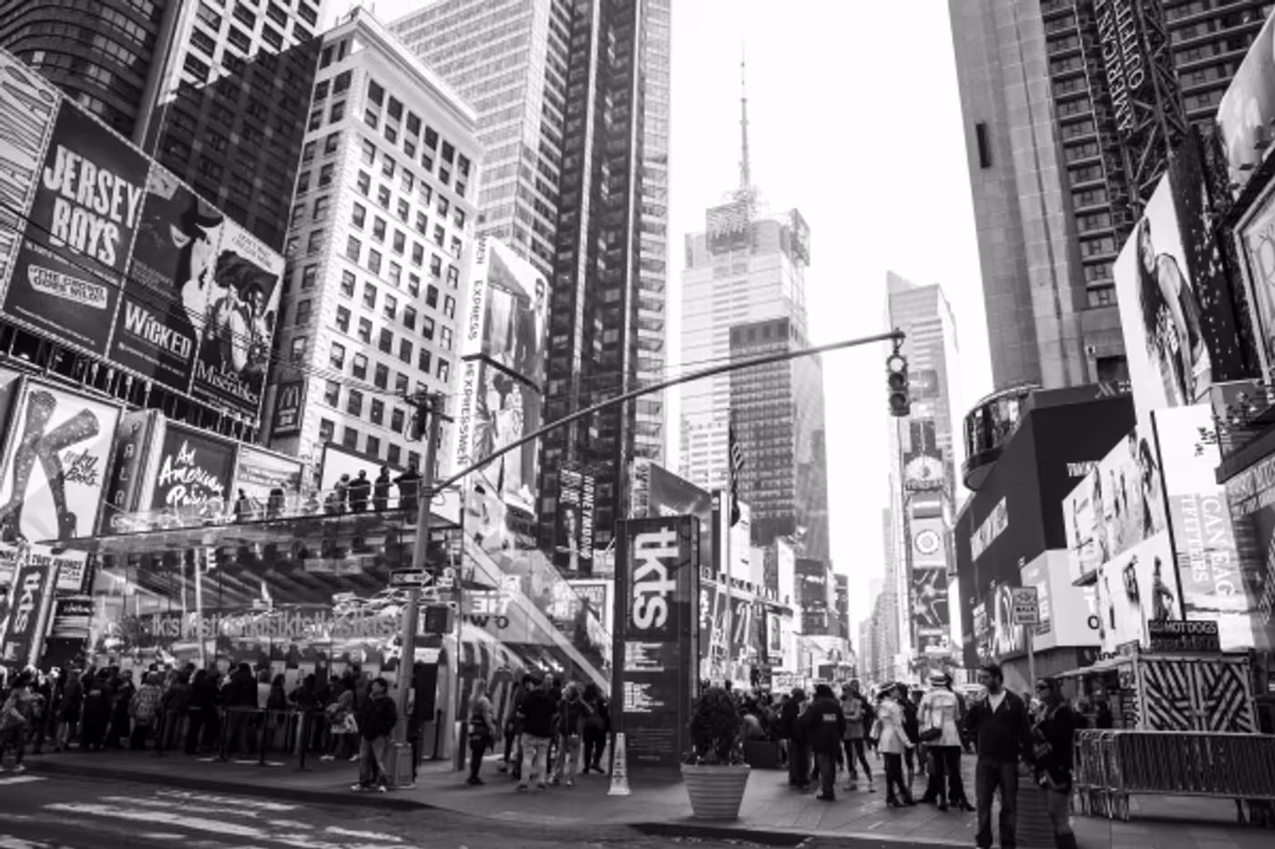 Photo Coverage: Spring is In the Air- Broadway Warms Up for New Season! Image