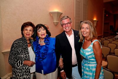 Shirley Cowen, Dina Baker, Michael & Rebecca Finn Photo