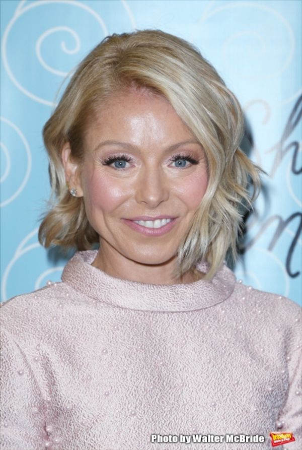 Kelly Ripa  Photo