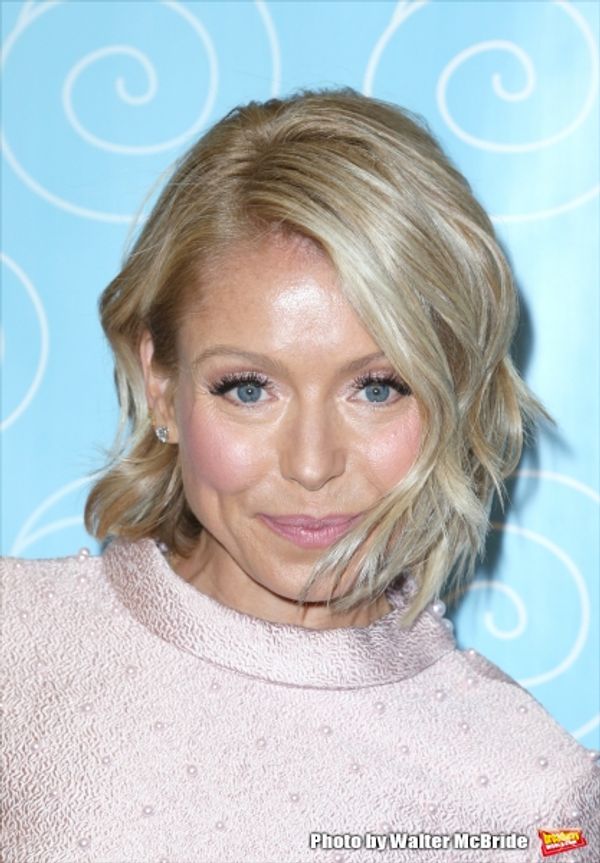 Kelly Ripa  Photo