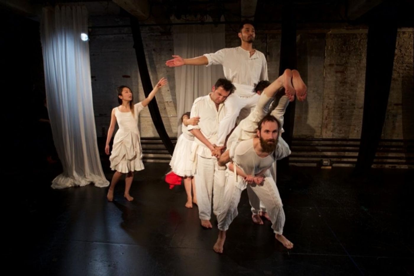 Photo Flash: First Look at Blessed Unrest's DORUNTINE with Teatri ODA  Image